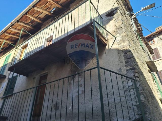 Appartamento in vendita a Civo, Lombardia