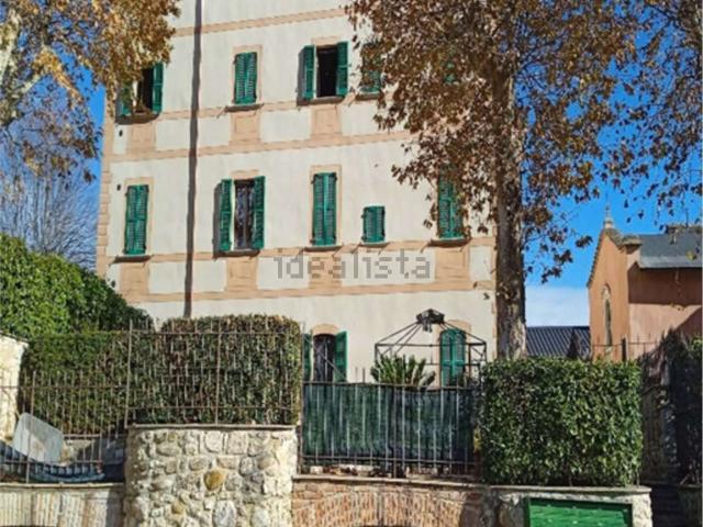 Appartamento in vendita a Cavignano, Marche
