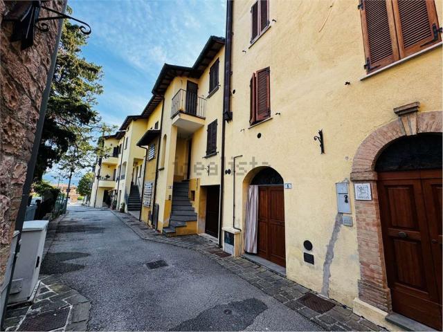 Appartamento in vendita a Gualdo Tadino, Umbria