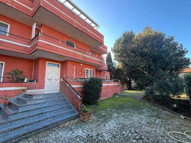 Appartamento in vendita a Vitulazio, Campania