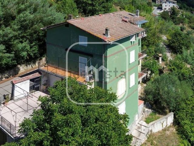 Appartamento in vendita a Frazione Vaccarecce, Bellegra