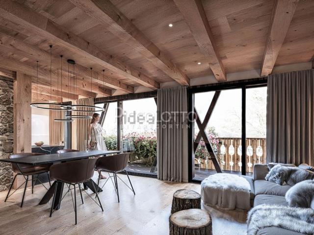 Appartamento in vendita a Zuel di Sotto, Cortina D'ampezzo