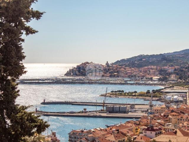 Appartamento in vendita a Imperia, Liguria