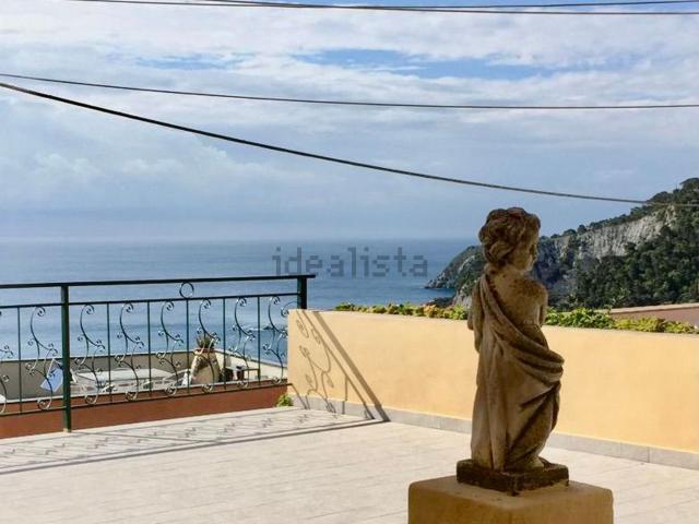 Appartamento in vendita a Custo, Bergeggi