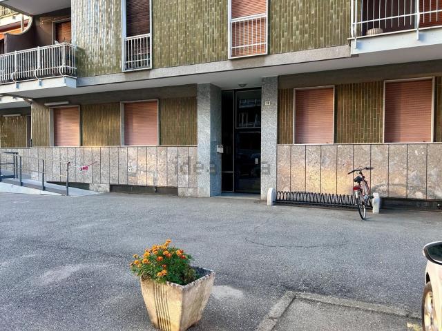 Appartamento in vendita a Sannazzaro De' Burgondi, Lombardia
