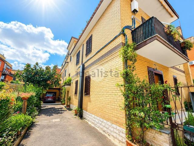 Appartamento in vendita a Torrenova, Roma Capitale