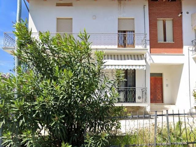 Appartamento in vendita a Tuoro Sul Trasimeno, Umbria