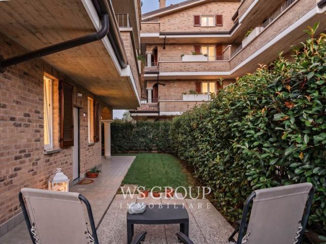 Appartamento in vendita a Cesano Maderno, Lombardia