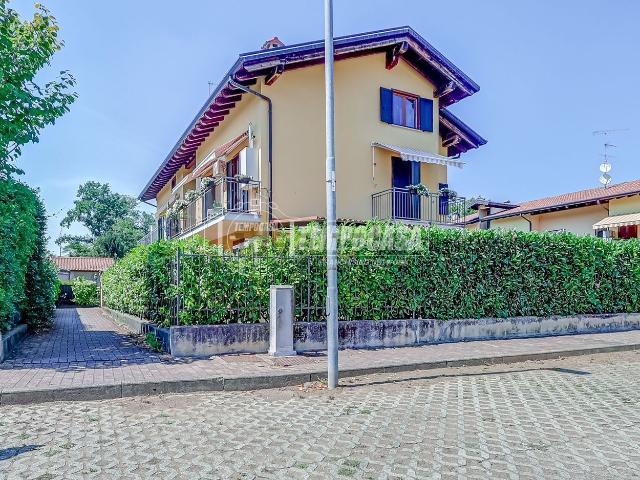 Appartamento in vendita a Borgo Ticino, Novara