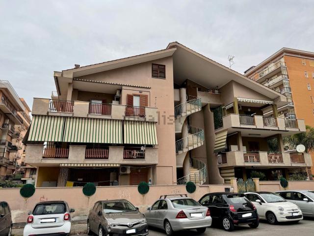 Appartamento in vendita a Roma Capitale, Lazio