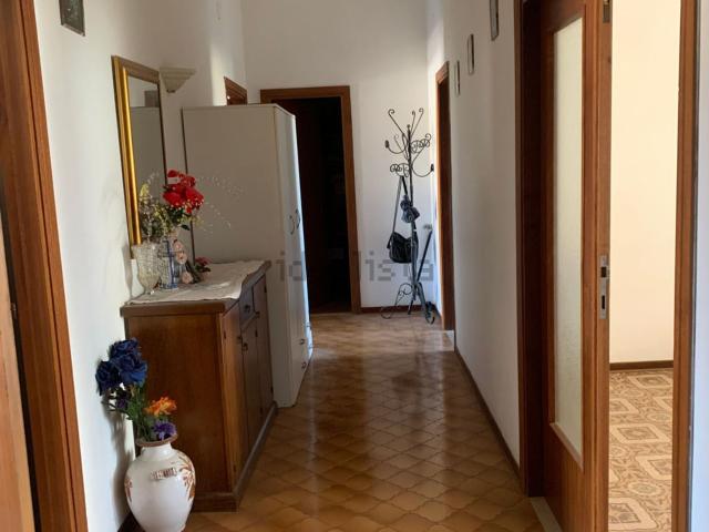 Appartamento in vendita a Lecchi, Toscana