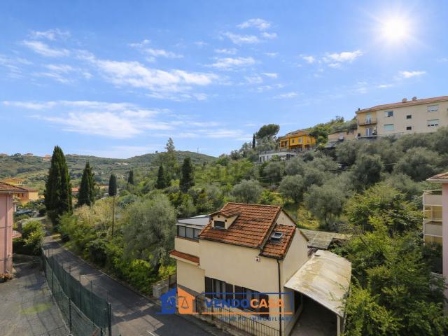 Appartamento in vendita a Cantalupo, Imperia