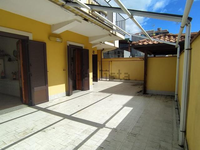 Appartamento in vendita a Acireale, Sicilia