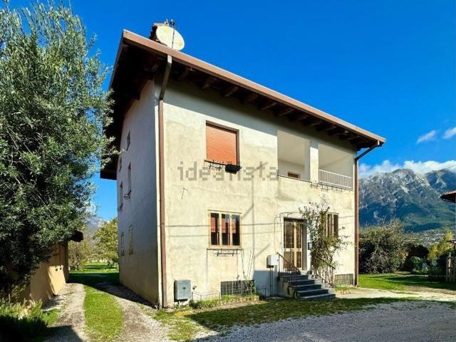 Appartamento in vendita a Gemona Del Friuli, Friuli-Venezia Giulia