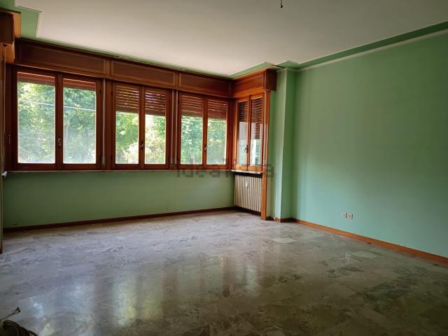Appartamento in vendita a Borgo Val Di Taro, Reggio Emilia