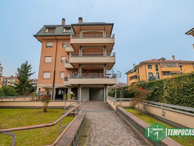 Appartamento in vendita a Melegnano, Lombardia