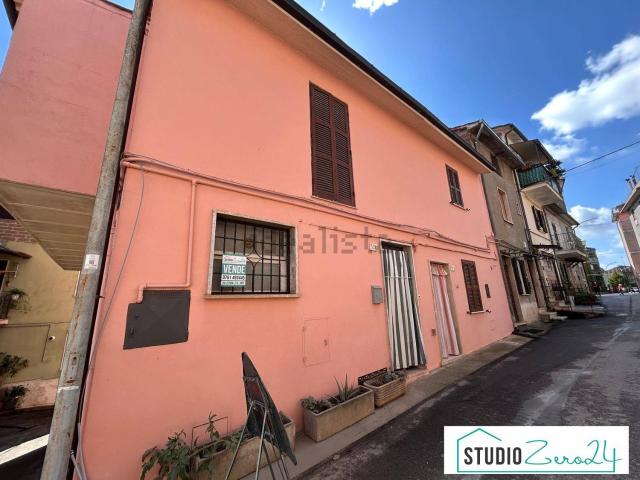 Appartamento in vendita a Vasanello, Viterbo