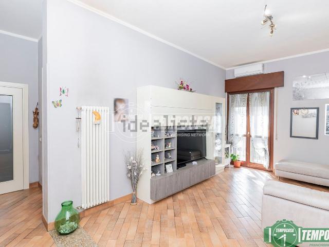 Appartamento in vendita a Tavazzano, Tavazzano con Villavesco