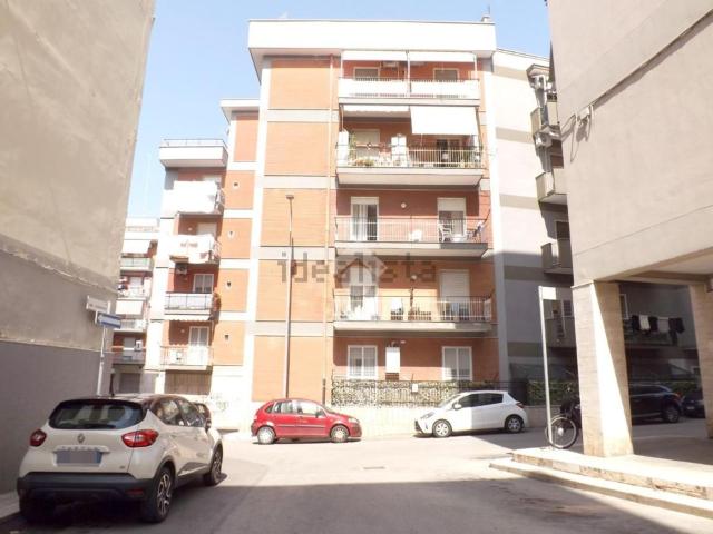Appartamento in vendita a Puglia, Barletta-andria-trani