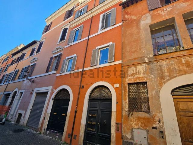 Appartamento in vendita a Municipio Roma I, Roma Capitale