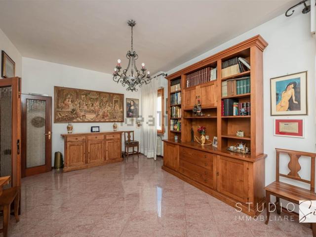 Appartamento in vendita a Pistoia, Toscana