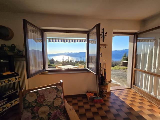 Appartamento in vendita a San Zeno Di Montagna, Veneto