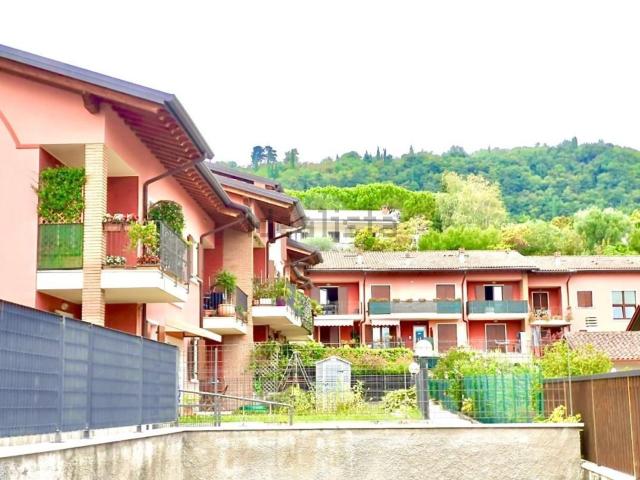 Appartamento in vendita a Cavaion Veronese, Veneto