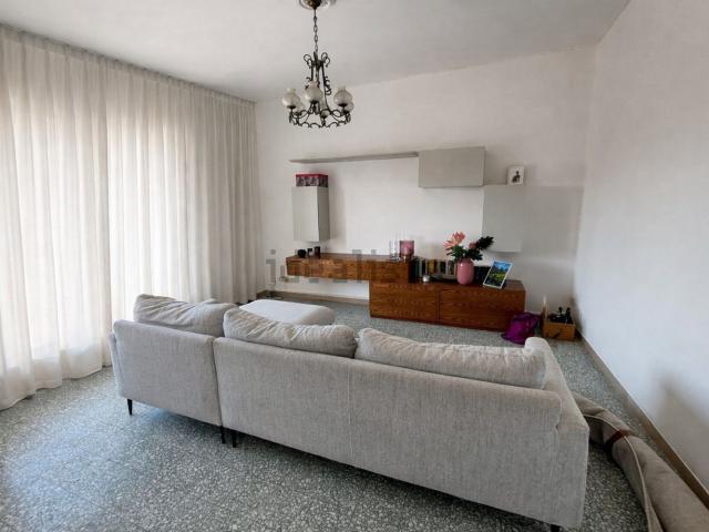 Appartamento in vendita a Rinchiostra, Marina Di Massa