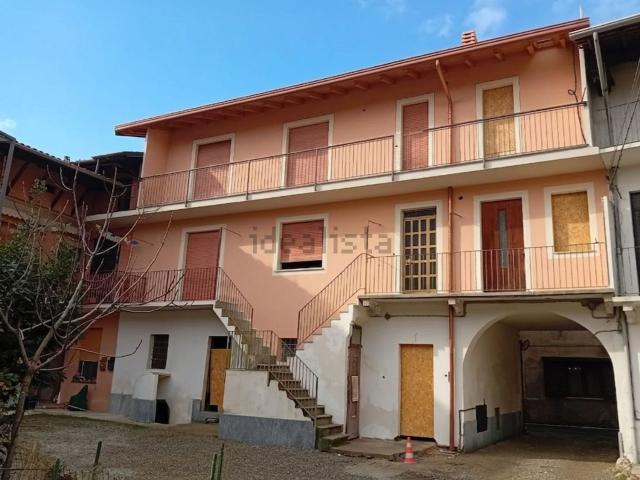 Appartamento in vendita a Gaggiolo, Piemonte
