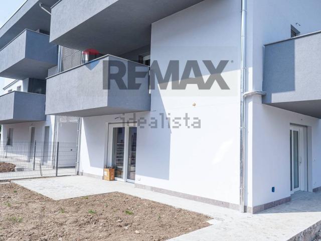 Appartamento in vendita a Boltiere, Lombardia