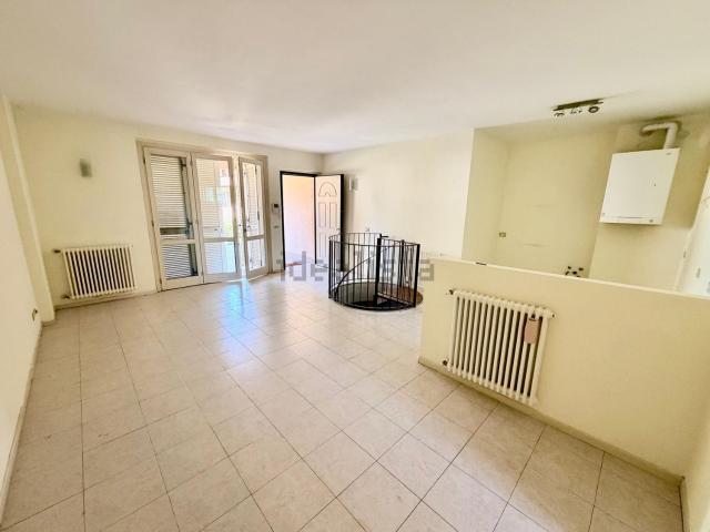 Appartamento in vendita a Podenzano, Reggio Emilia