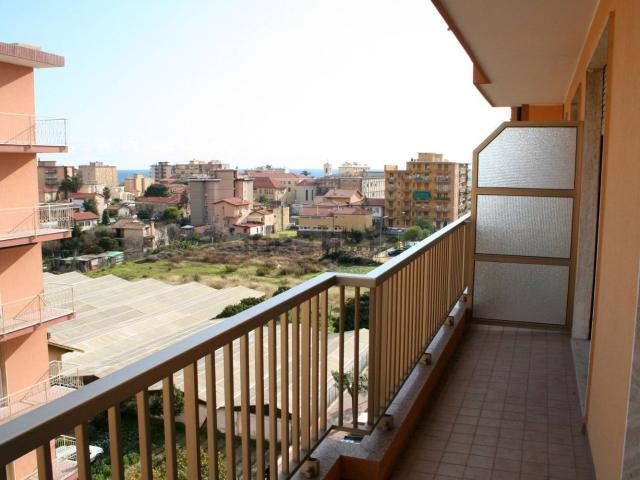 Appartamento in vendita a Vallecrosia, Liguria