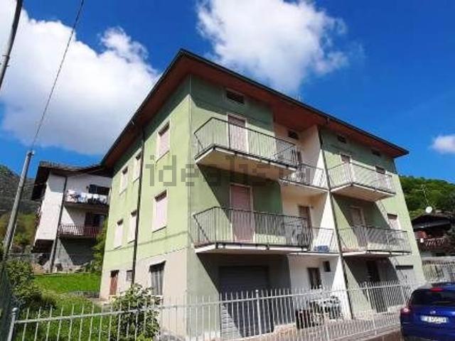 Appartamento in vendita a Comunità Montana della Valle Brembana, Serina