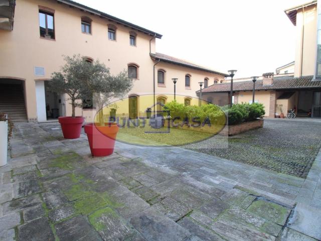 Appartamento in vendita a San Colombano Al Lambro, Lombardia