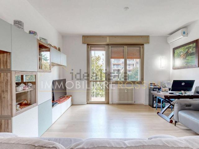 Appartamento in vendita a Cesano Boscone, Milano