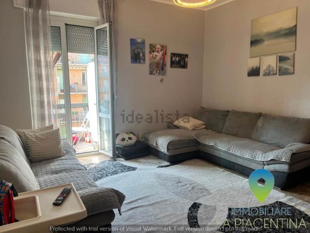 Appartamento in vendita a Baia del Re, Piacenza