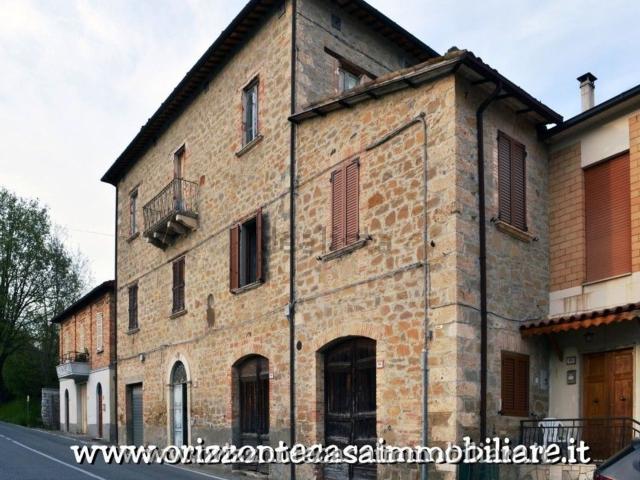 Appartamento in vendita a Castello, Marche