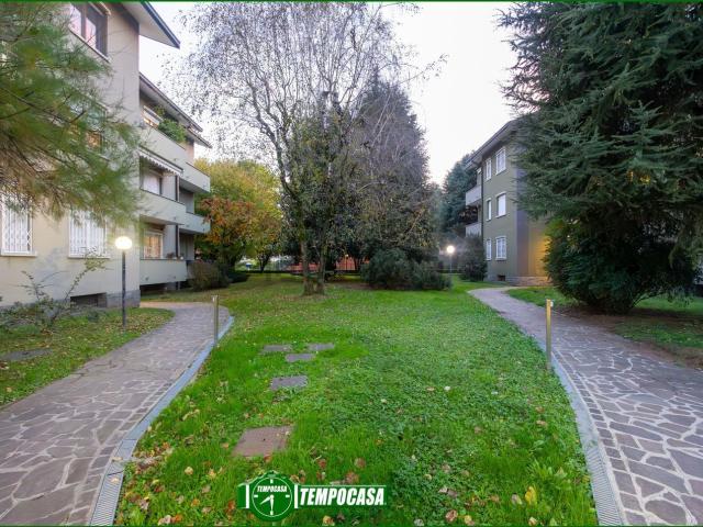 Appartamento in vendita a Burago Di Molgora, Lombardia