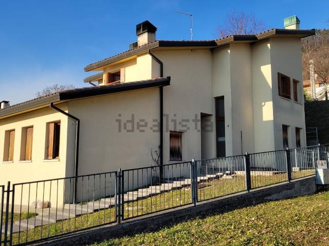 Attico in vendita a Clauzetto, Friuli-Venezia Giulia