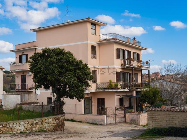 Appartamento in vendita a Municipio Roma XV, Roma Capitale