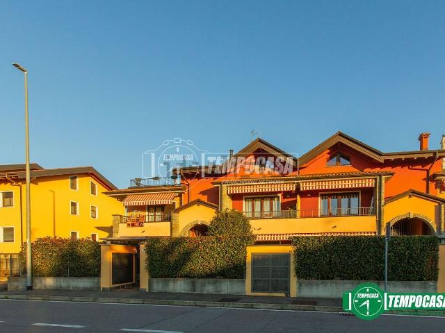 Appartamento in vendita a Magnago, Lombardia