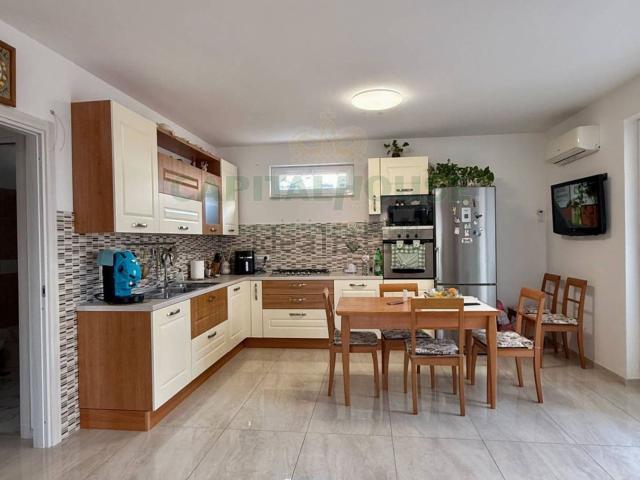 Appartamento in vendita a Brusciano, Napoli