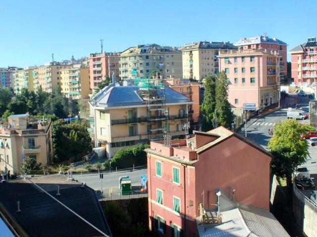 Appartamento in vendita a Medio Levante, Serra Riccò