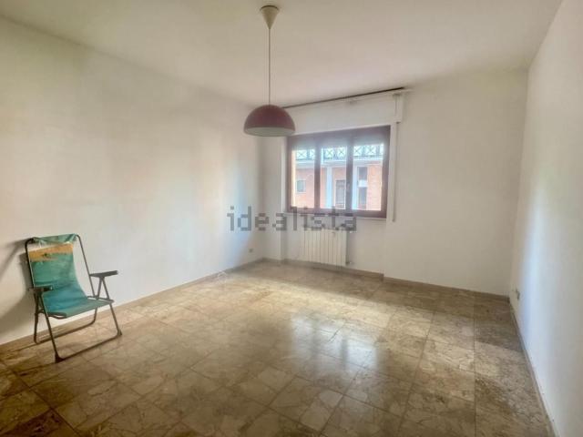 Appartamento in vendita a Camponelli, Massa