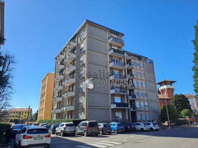 Appartamento in vendita a Busto Arsizio, Lombardia