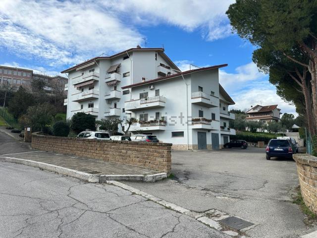 Appartamento in vendita a Alanno, Abruzzo