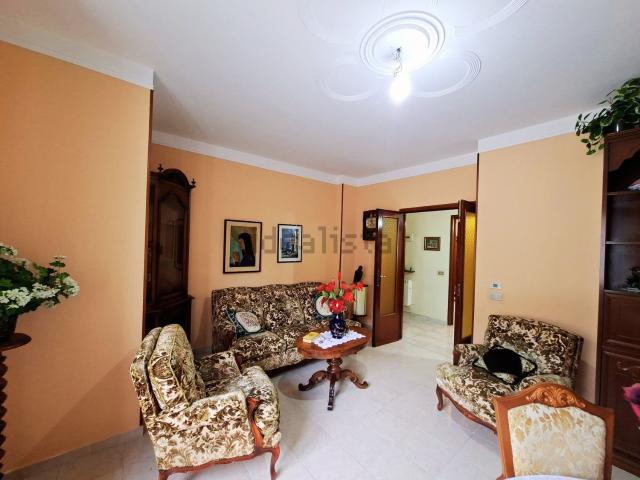 Appartamento in vendita a Ventimiglia, Liguria