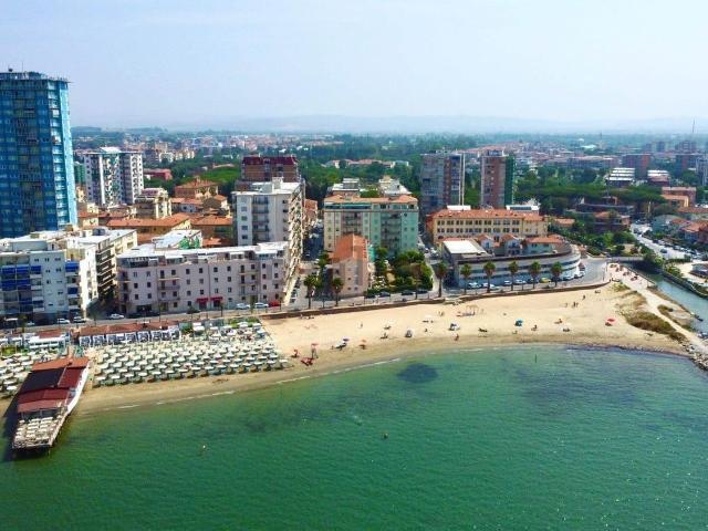 Appartamento in vendita a Follonica, Toscana