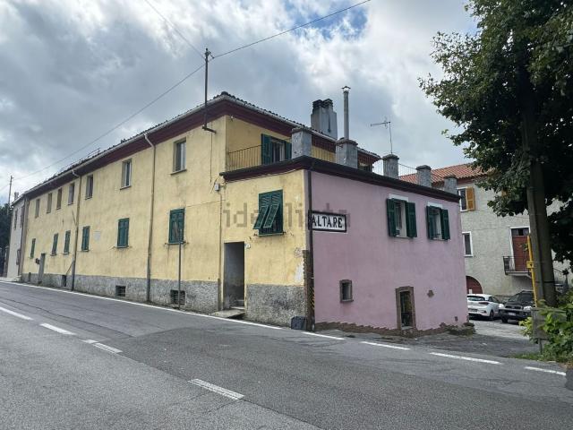 Appartamento in vendita a Altare, Liguria
