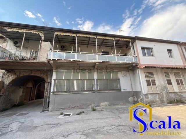 Appartamento in vendita a Casapulla, Campania